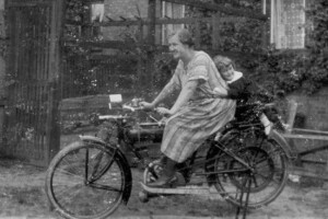 Ein Hans Grade Zweirad (Quelle und genauer Aufnahmeort unbekannt)