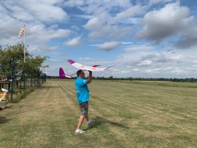 Karsten startet seinen Motorsegler